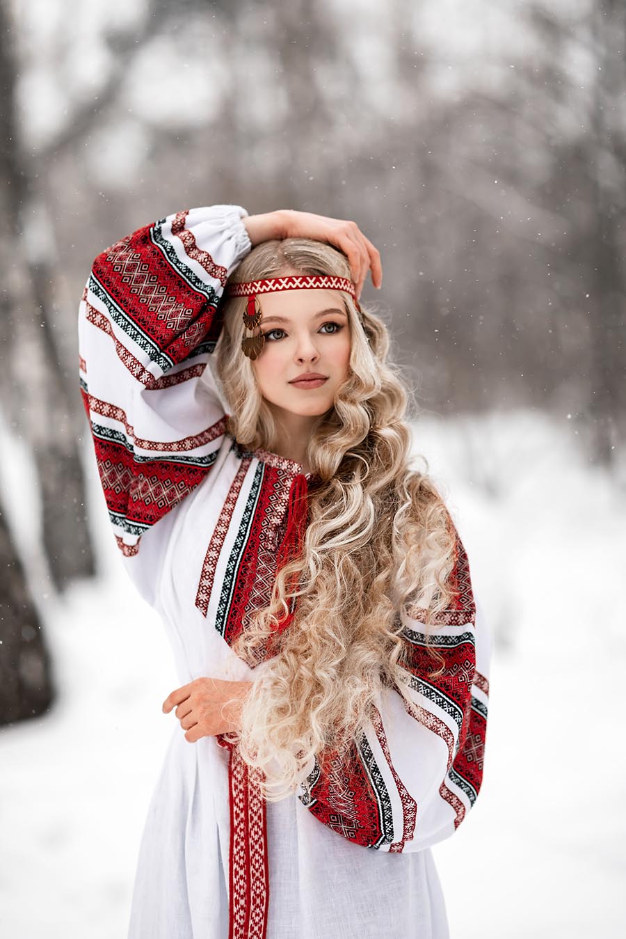 Slavic girls’s look of the day — catch her live in Washington